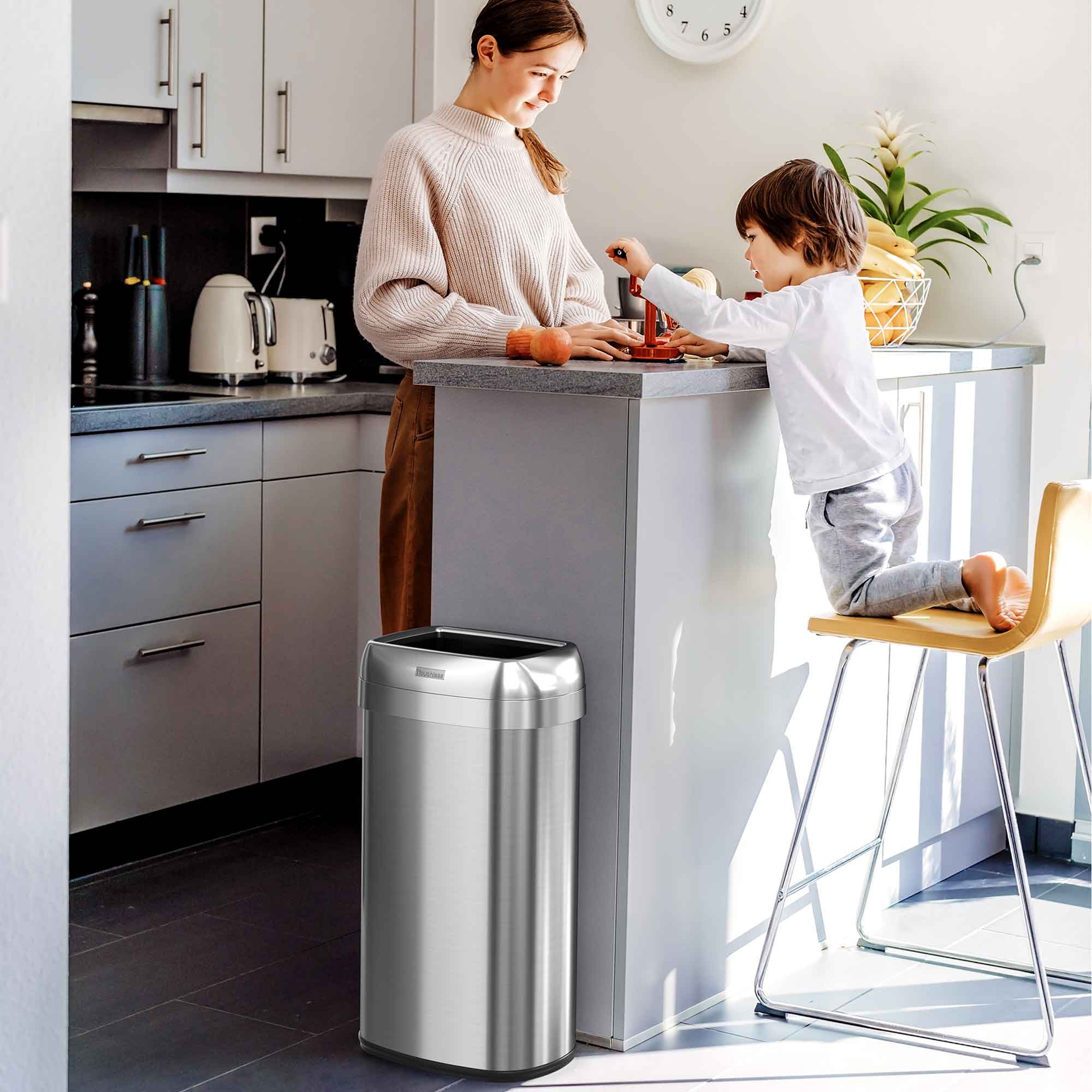61 Liter / 16 Gallon Oval Open Top Stainless Steel Kitchen Trash