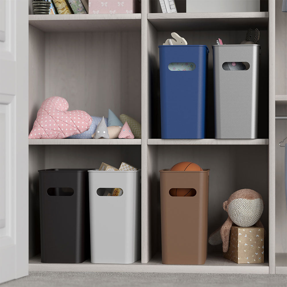 4.2 Gallon / 16 Liter SlimGiant Blue Wastebasket toy storage