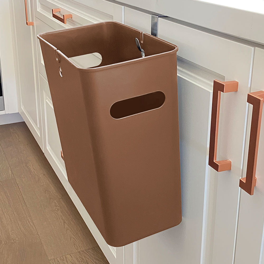 4.2 Gallon / 16 Liter SlimGiant Toffee Brown Wastebasket in kitchen